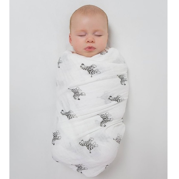 Amazing Baby Muslin Swaddle Zebra Print - Picture 7 of 8